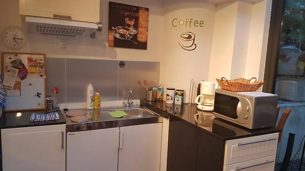 Christianes Gaestehaus Dusseldorf Homestay