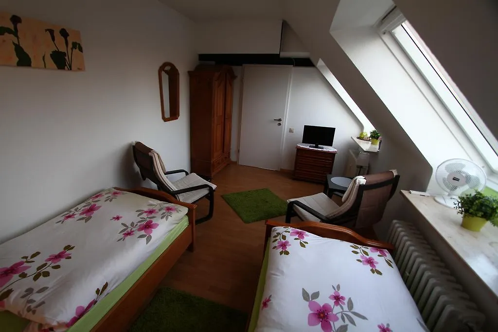 Christianes Gaestehaus Dusseldorf 0*,